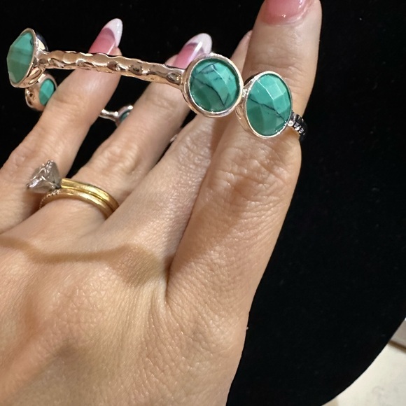 Opulenza Silver and Turquoise Bracelet - Picture 4 of 5